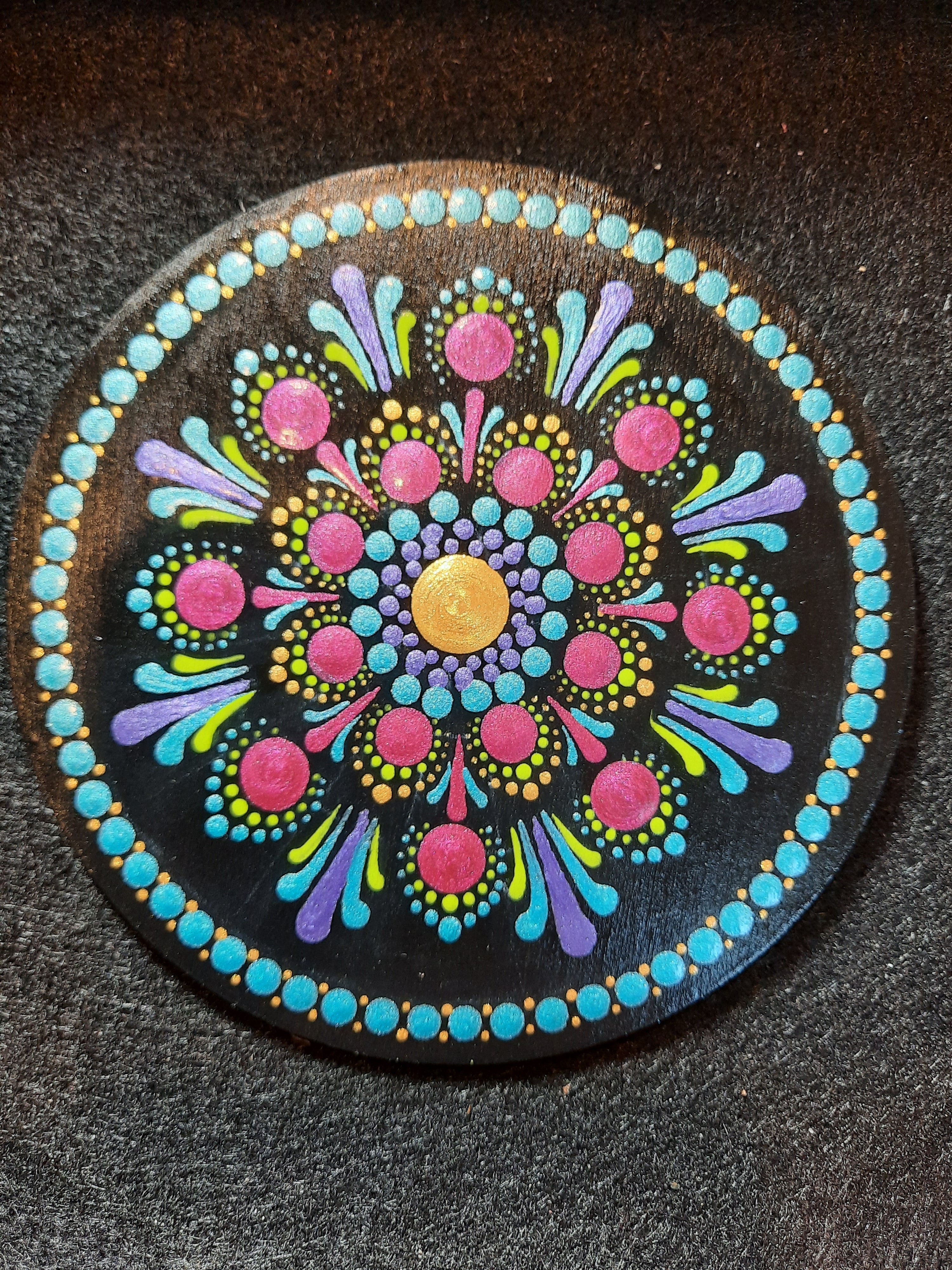 Intro to Mandalas 2: Dots and Swooshes – The Cob Mercantile and