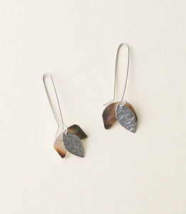 Chandra Dangling Tulip Earrings - Black Mother of Pearl