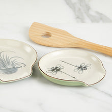 Load image into Gallery viewer, Dragonfly Spoon Rests - Set of 2
